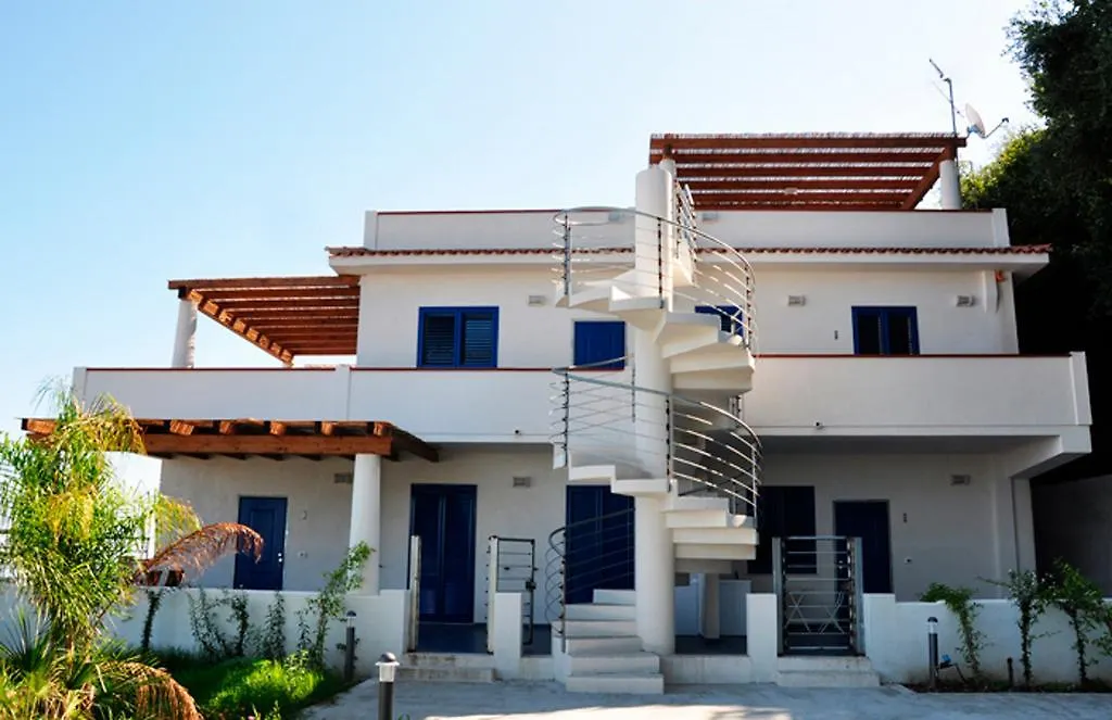 Magico Appartamenti Scafa - Marina Capo dʼOrlando Appartement